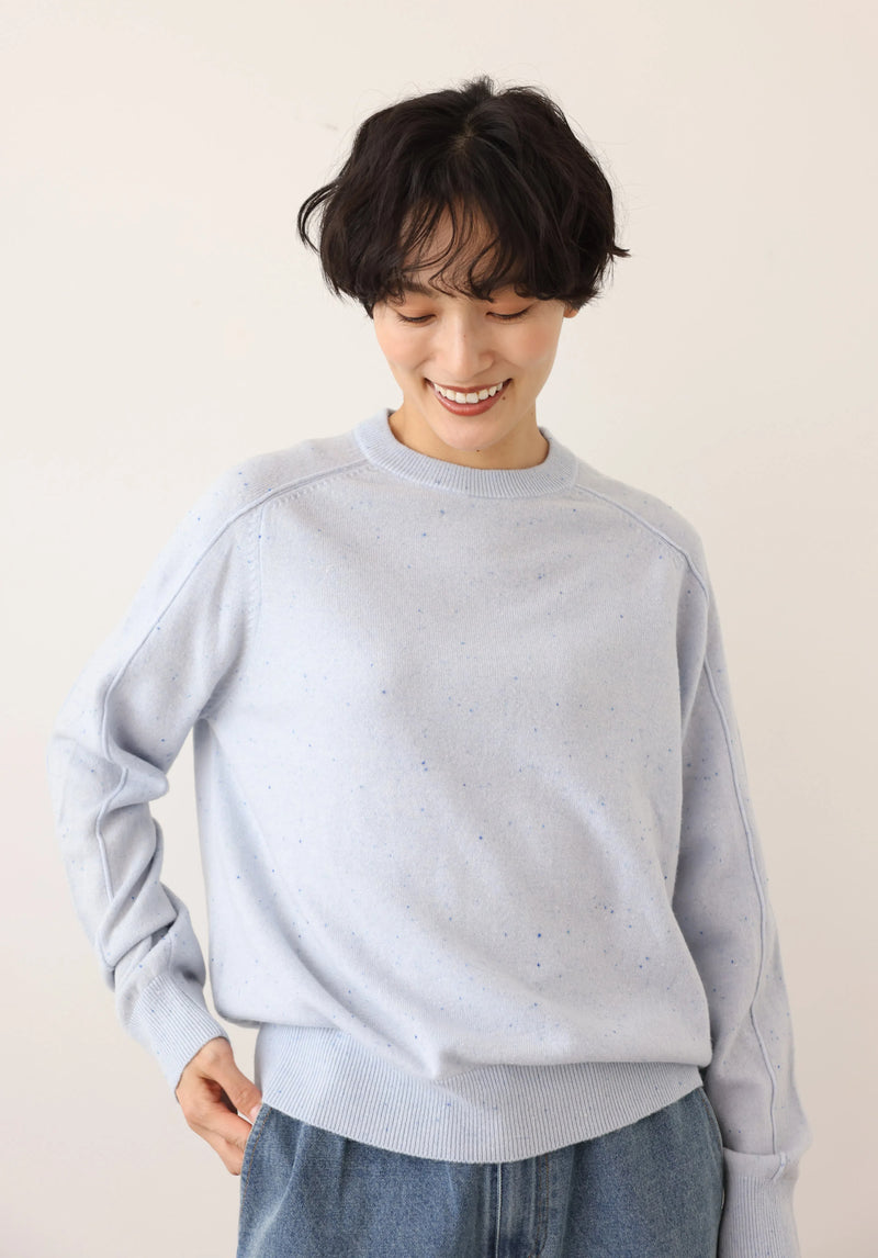 採用高規格精加工，外觀整齊 羊毛針織 羊毛衫 241004