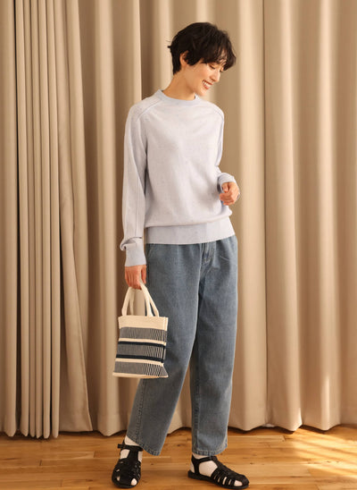 採用高規格精加工，外觀整齊 羊毛針織 羊毛衫 241004