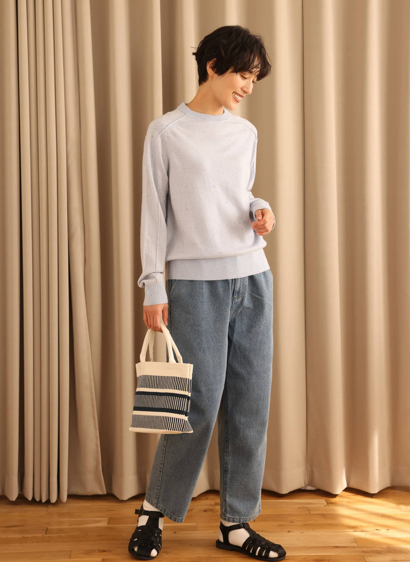 採用高規格精加工，外觀整齊 羊毛針織 羊毛衫 241004