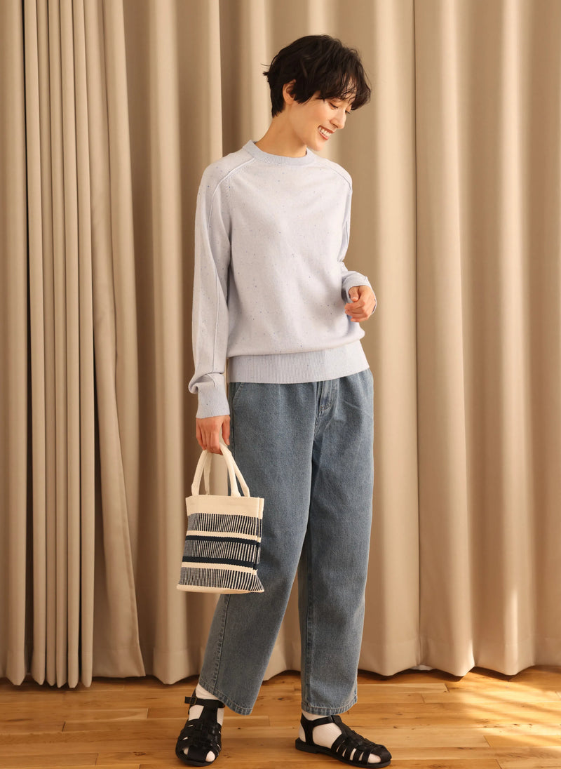 採用高規格精加工，外觀整齊 羊毛針織 羊毛衫 241004