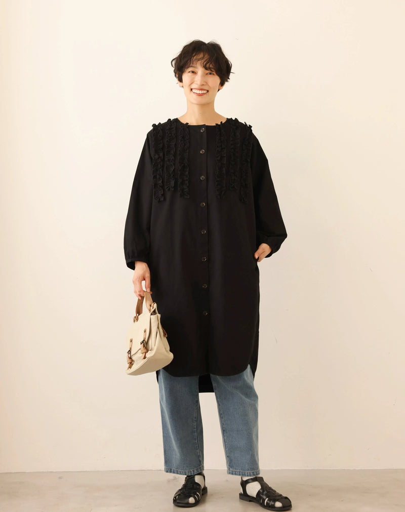 一款能滿足您時尚品味的荷葉邊設計外套。