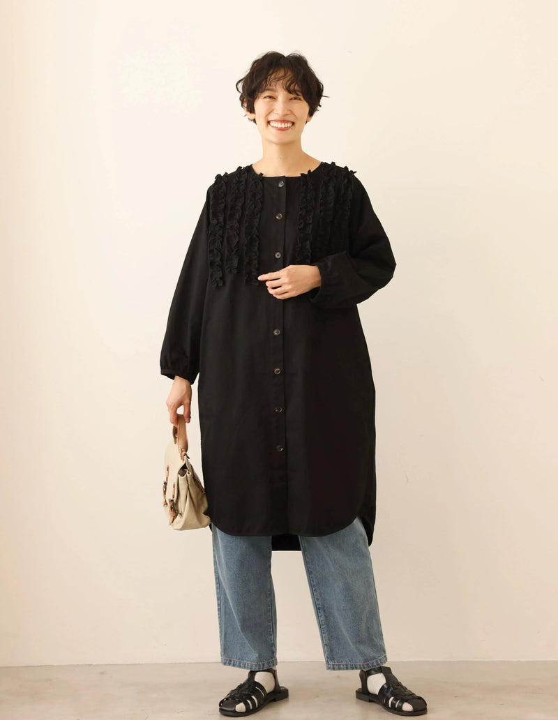 一款能滿足您時尚品味的荷葉邊設計外套。