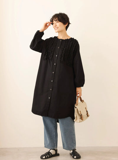 一款能滿足您時尚品味的荷葉邊設計外套。