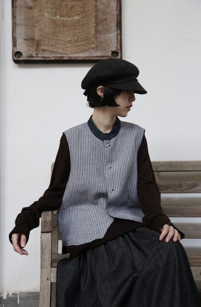 一枚で二役の頼もしいベスト リバーシブル2WAY　ベスト　デニムベスト　251009-1