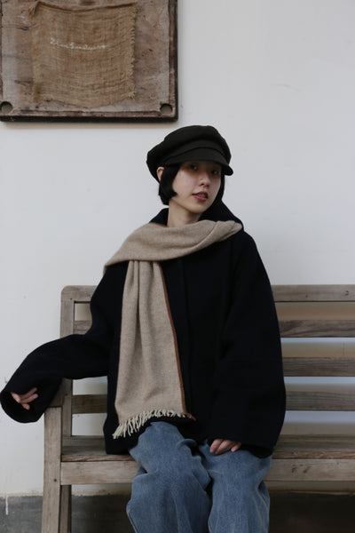 冬のファッションの頼もしい一枚に フード付きハーフコート　ショートコート　251011