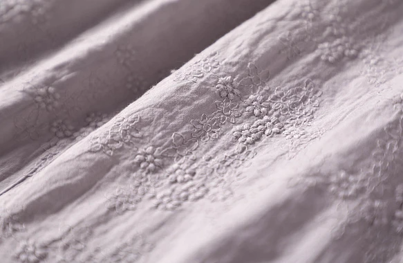 享受繡花布料 Yoke switch 聚攏襯衫上衣 米色 220203