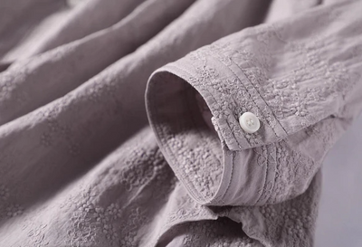 享受繡花布料 Yoke switch 聚攏襯衫上衣 米色 220203