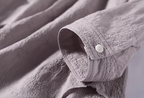 享受繡花布料 Yoke switch 聚攏襯衫上衣 米色 220203