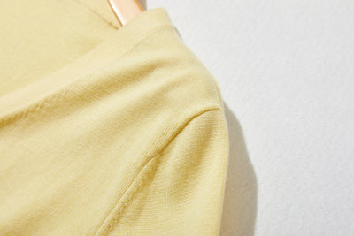 這是我們引以為傲且全年使用的產品！ 100%純棉長袖V領開襟針織系列10色220902