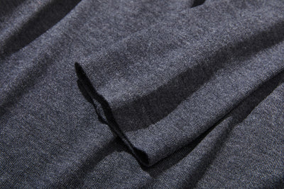 Smooth and high-quality wool blend pullover for everyday wear. 230213