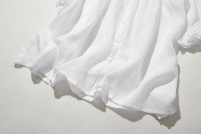 さらりと着心地良い　夏の定番シャツブラウス フリル袖 麻100％　220513