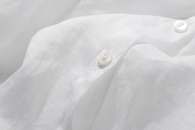 さらりと着心地良い　夏の定番シャツブラウス フリル袖 麻100％　220513