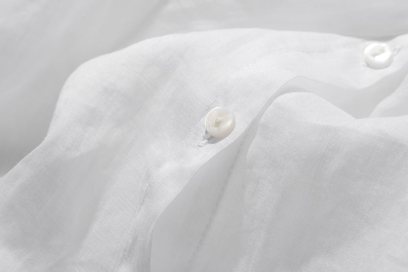 さらりと着心地良い　夏の定番シャツブラウス フリル袖 麻100％　220513